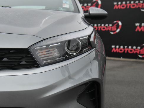 Used 2023 Kia Forte LXS image 11