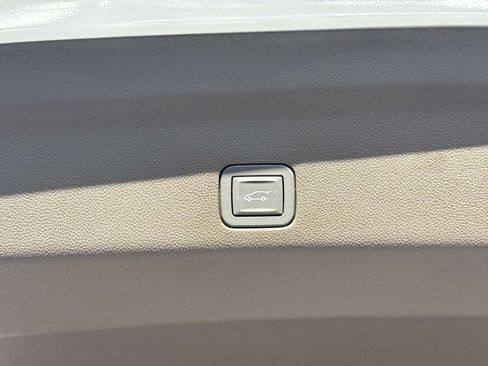 New 2026 Cadillac Escalade Luxury w/ Touring Package image 10