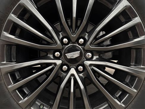 New 2025 Cadillac Escalade ESV Sport Platinum image 15