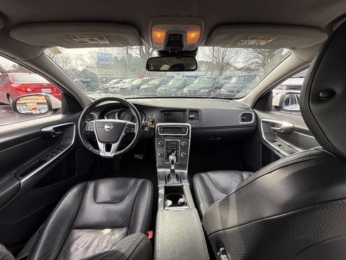 Used 2014 Volvo S60 T5 image 17