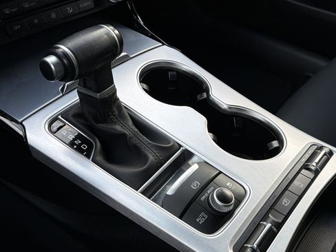 Used 2022 Kia Stinger GT1 image 26