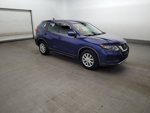 Used 2018 Nissan Rogue S FWD image 11