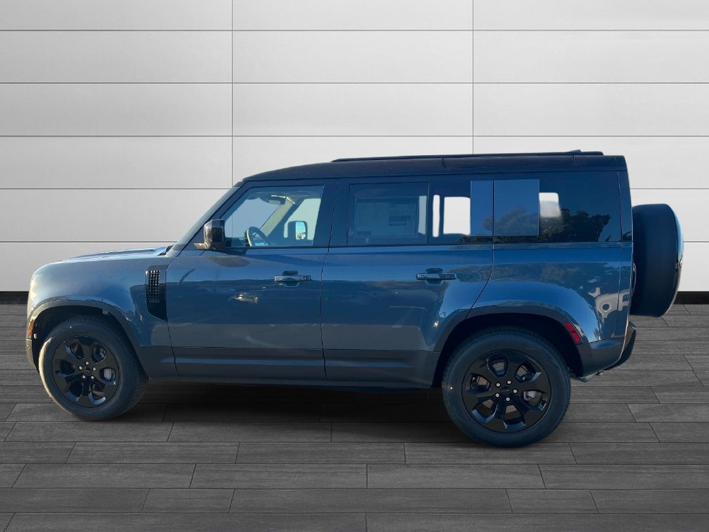 New 2026 Land Rover Defender 110 S AWD/4WD image 2
