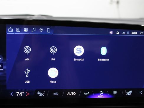 New 2026 Chevrolet Equinox EV LT image 38