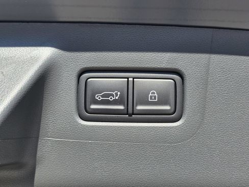 New 2026 Hyundai Santa Fe SE FWD image 9