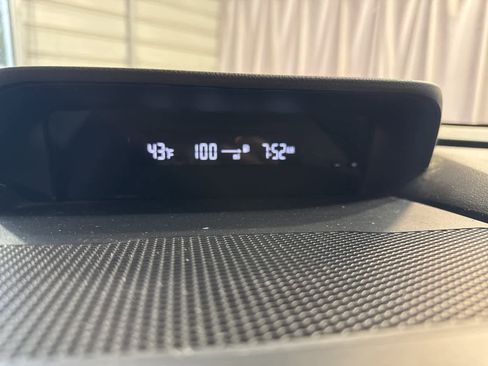 Used 2021 Subaru Ascent Premium w/ Convenience Package image 23