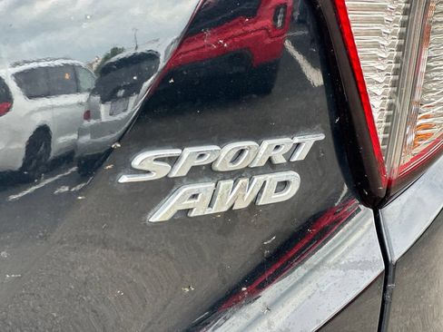Used 2019 Honda HR-V Sport image 4