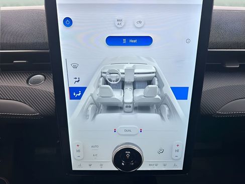 Used 2025 Ford Mustang Mach-E Premium image 19