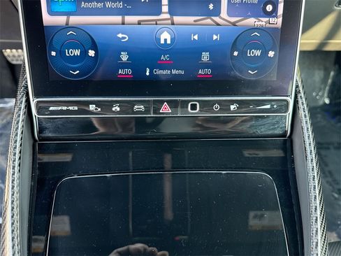 Used 2022 Mercedes-Benz SL 63 AMG 4MATIC image 25