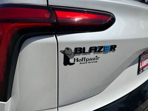 New 2025 Chevrolet Blazer EV RS image 20