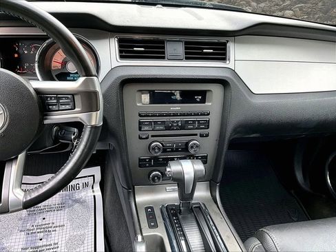 Used 2011 Ford Mustang GT Premium w/ Comfort Pkg image 6