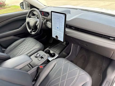 Certified 2024 Ford Mustang Mach-E Select w/ Comfort Package Lite image 14