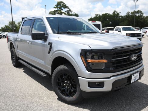 New 2026 Ford F150 XLT w/ FX4 Off-Road Package AWD/4WD image 3