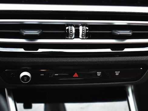 Used 2023 BMW 330e xDrive w/ Premium Package image 20