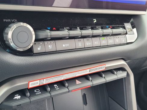 New 2026 Toyota Tundra Limited image 19