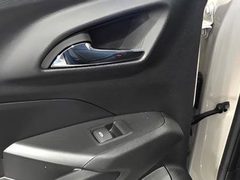 New 2026 Chevrolet Trax ACTIV FWD image 25