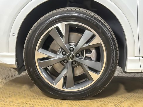 Used 2023 Audi Q4 e-tron Premium Plus w/ Premium Plus AWD/4WD image 26