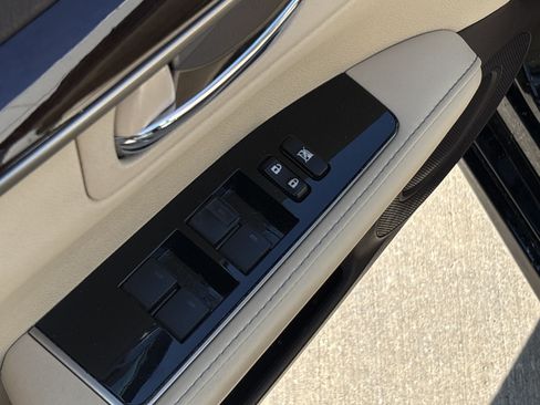 Used 2017 Lexus ES 350 w/ Luxury Package FWD image 15
