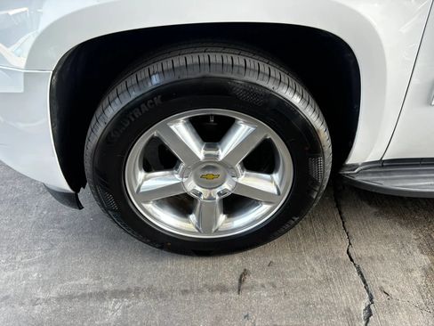 Used 2014 Chevrolet Tahoe LT RWD image 30