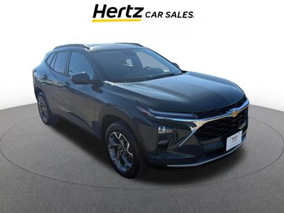 Used 2025 Chevrolet Trax LT