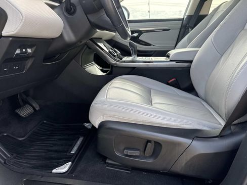Used 2020 Land Rover Range Rover Evoque S AWD/4WD image 16