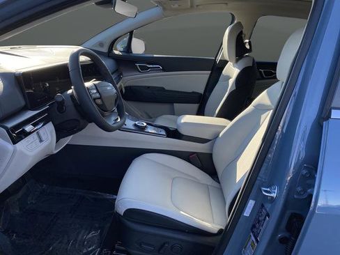 New 2026 Kia Sportage EX image 4