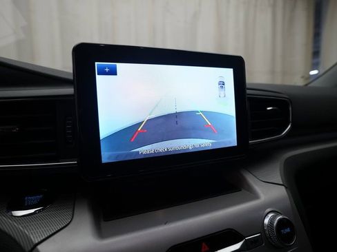 Used 2023 Ford Explorer XLT w/ Equipment Group 202A image 21