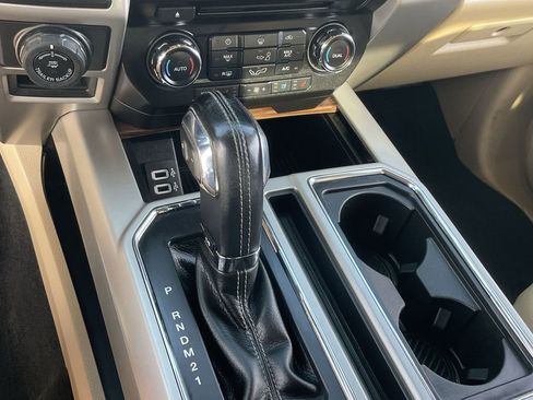 Used 2017 Ford F150 Lariat w/ Equipment Group 501A Mid image 15