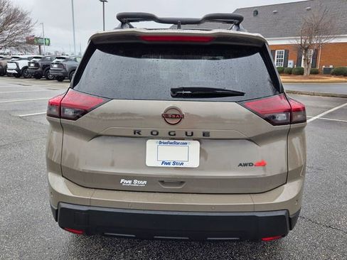 New 2026 Nissan Rogue SV image 10