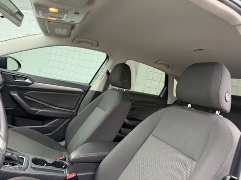 Used 2020 Volkswagen Jetta S image 17