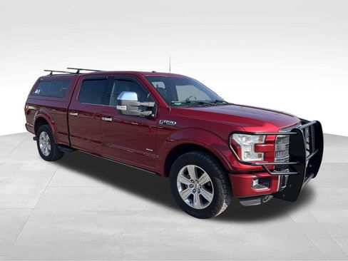 Used 2015 Ford F150 Platinum w/ Equipment Group 701A Luxury AWD/4WD image 5