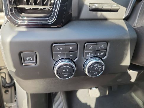 New 2026 GMC Sierra 1500 AT4X AWD/4WD image 24