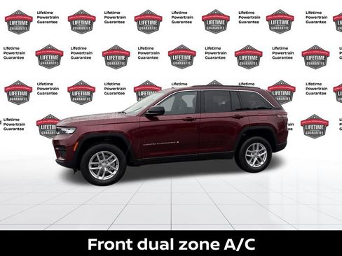 Used 2025 Jeep Grand Cherokee Laredo X image 2