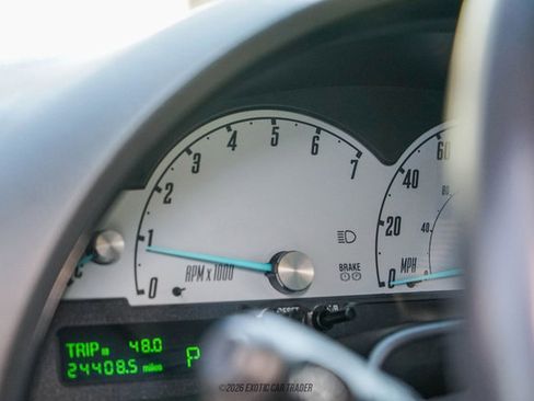 Used 2002 Ford Thunderbird Deluxe RWD image 62