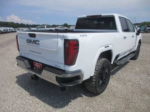 New 2026 GMC Sierra 2500 SLT w/ SLT Premium Package AWD/4WD image 5