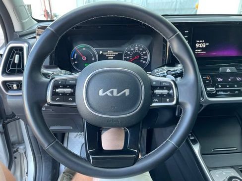 Used 2023 Kia Sorento EX AWD/4WD image 20