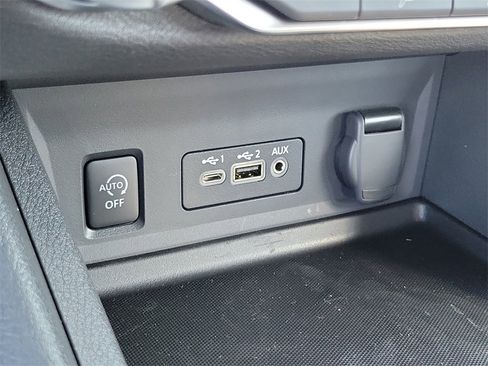 New 2025 Nissan Sentra SV image 11