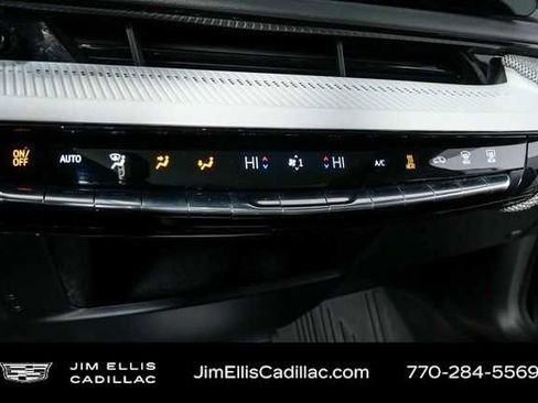 Certified 2025 Cadillac Optiq Luxury 2 w/ LPO, Floor Liner Package image 15