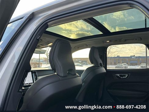 Used 2025 Volvo XC60 B5 Plus w/ Climate Package image 14