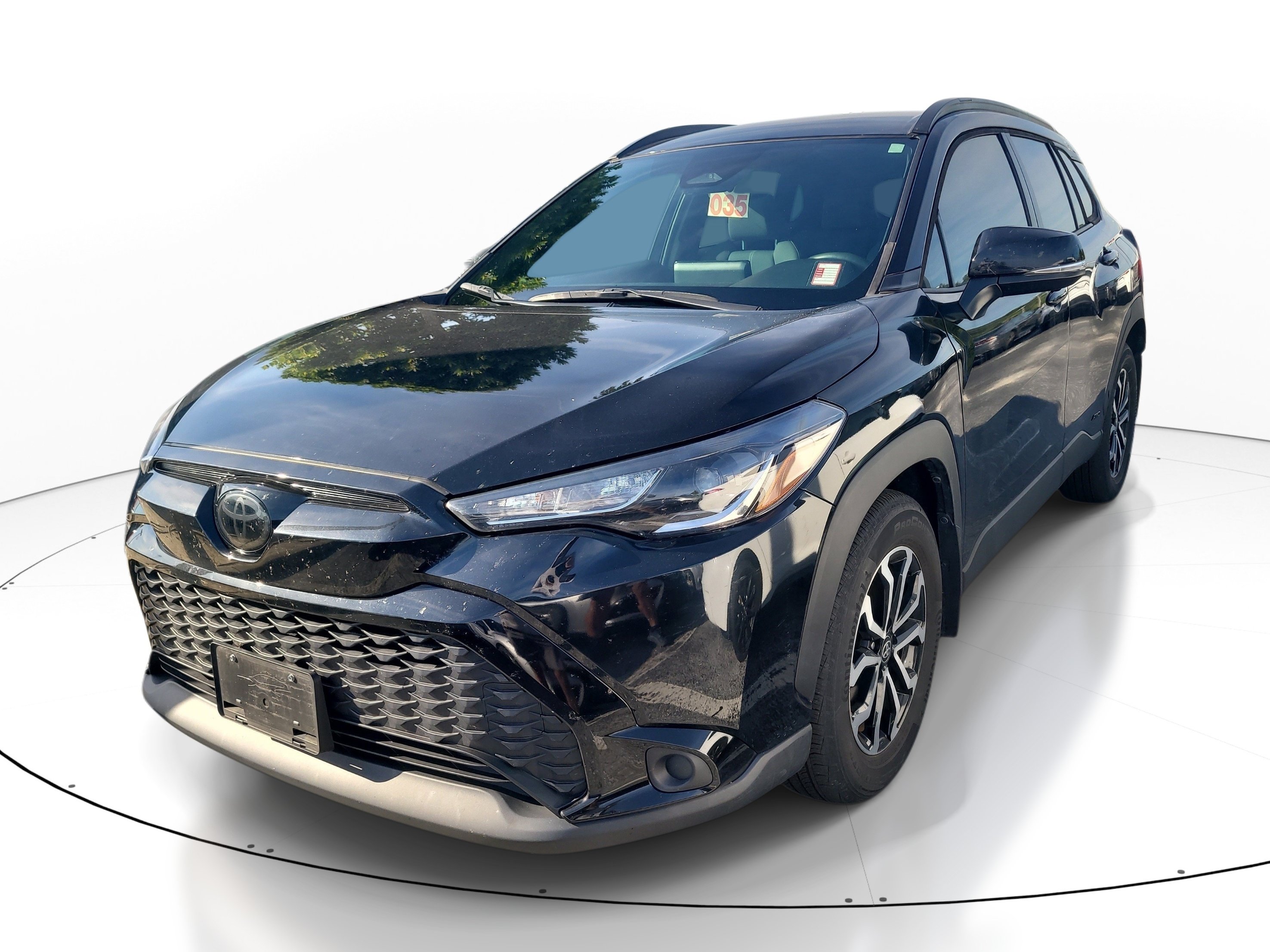 Used 2024 Toyota Corolla Cross AWD Hybrid image 3