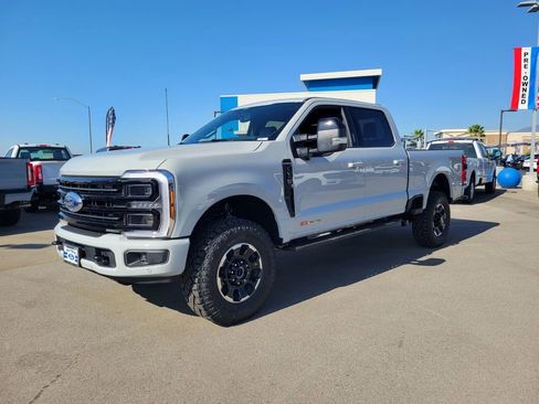 New 2026 Ford F350 Platinum w/ Tremor Off-Road Package image 2