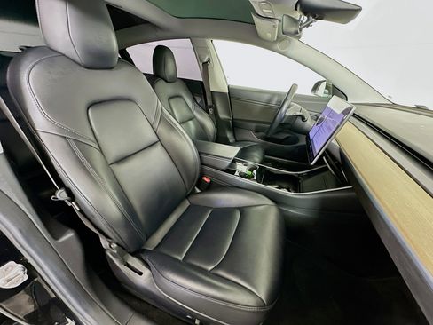 Used 2018 Tesla Model 3 Long Range image 29