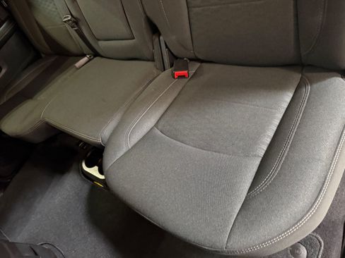 Used 2026 RAM 2500 Big Horn AWD/4WD image 32