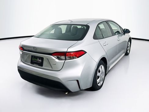 Used 2024 Toyota Corolla LE FWD image 9