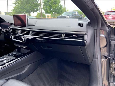 Used 2019 Audi A5 2.0T Premium Plus AWD/4WD image 18