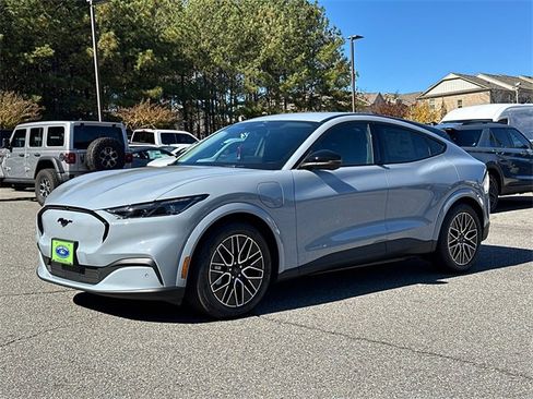 New 2025 Ford Mustang Mach-E Premium image 3