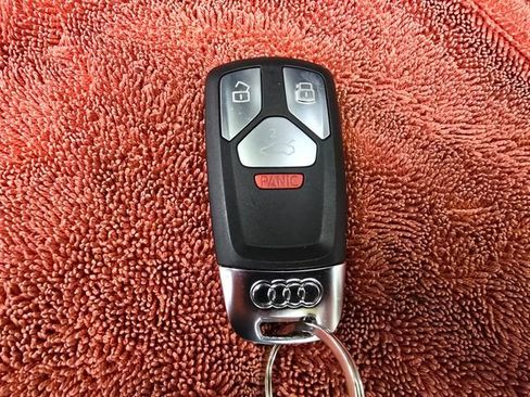 Certified 2024 Audi Q5 2.0T Premium AWD/4WD image 39