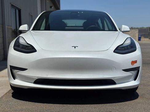 Used 2020 Tesla Model 3 Standard Range Plus RWD image 8