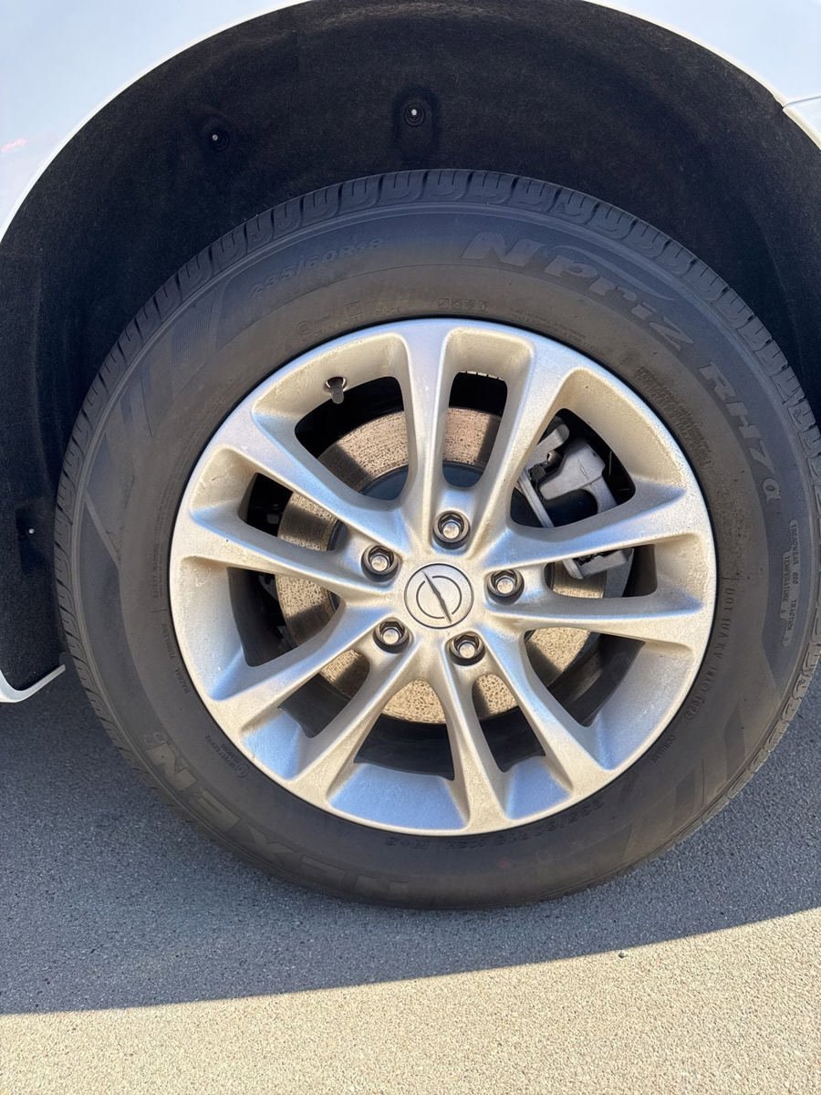 New 2026 Chrysler Pacifica Select AWD/4WD image 35