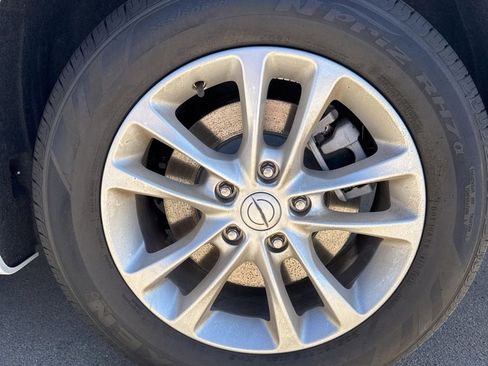 New 2026 Chrysler Pacifica Select AWD/4WD image 35